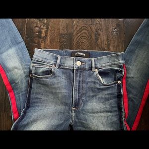 Express ankle legging high rise denim with red and navy stripe and rips on knees